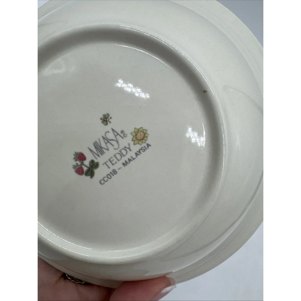 Mikasa Teddy Set Of Dinner Plate, Mug And Cereal Bowl CC018